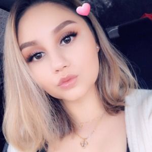 Meet your Posher, Elsi